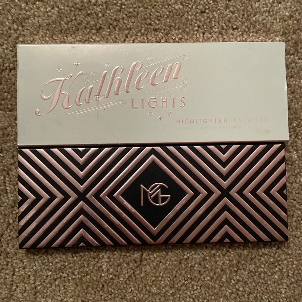LE Kathleen Lights x Makeup Geek Highlight palette